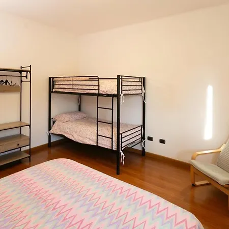 Casa Di Rose - Free Private Parking 아파트